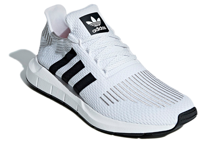 Lookbook adidas Originals Swift Zwart/Wit BB9583