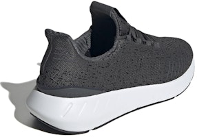 adidas Originals Swift Run 22 'Hitam Putih' GW6811 Shop adidas Originals Swift Run 22 'Hitam Putih' GW6811