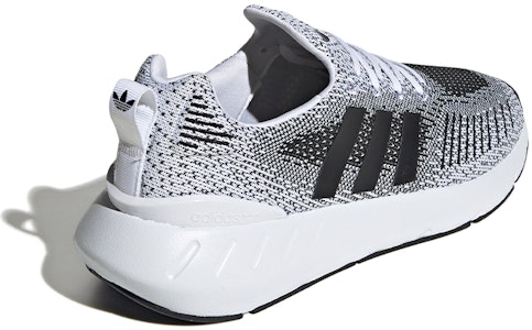 アディダス オリジナルス スウィフトラン 22 白黒 GZ3507 Shop アディダス オリジナルス スウィフトラン 22 白黒 GZ3507