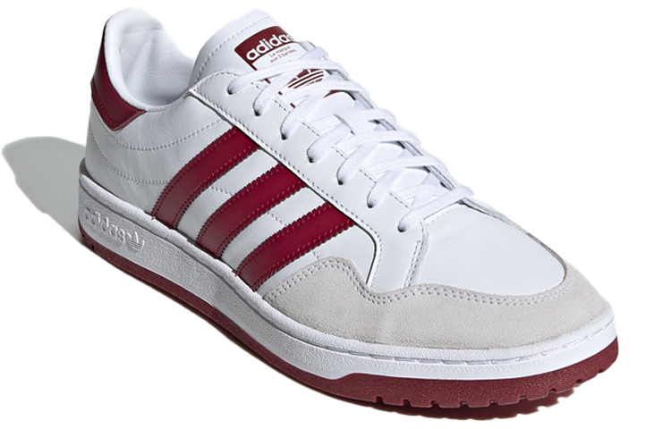 Lookbook adidas Originals Team Court ''Rot Weiß'' EF6053