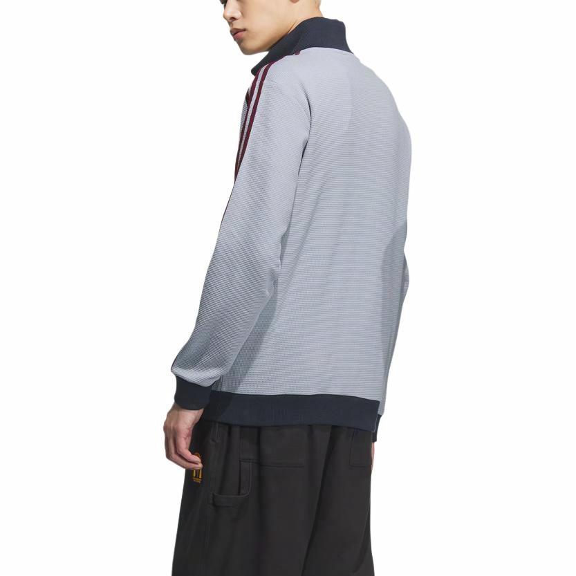 Sizing 아디다스 오리지널 트랙탑 실버 그레이 유니섹스 재킷 (스포티 스트라이프) KB8953