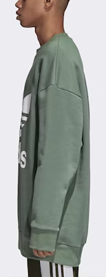 adidas Originals Tref Over Crew Green Sweatshirt Pullover Fit Santai DH5770 Details for adidas Originals Tref Over Crew Green Sweatshirt Pullover Fit Santai DH5770