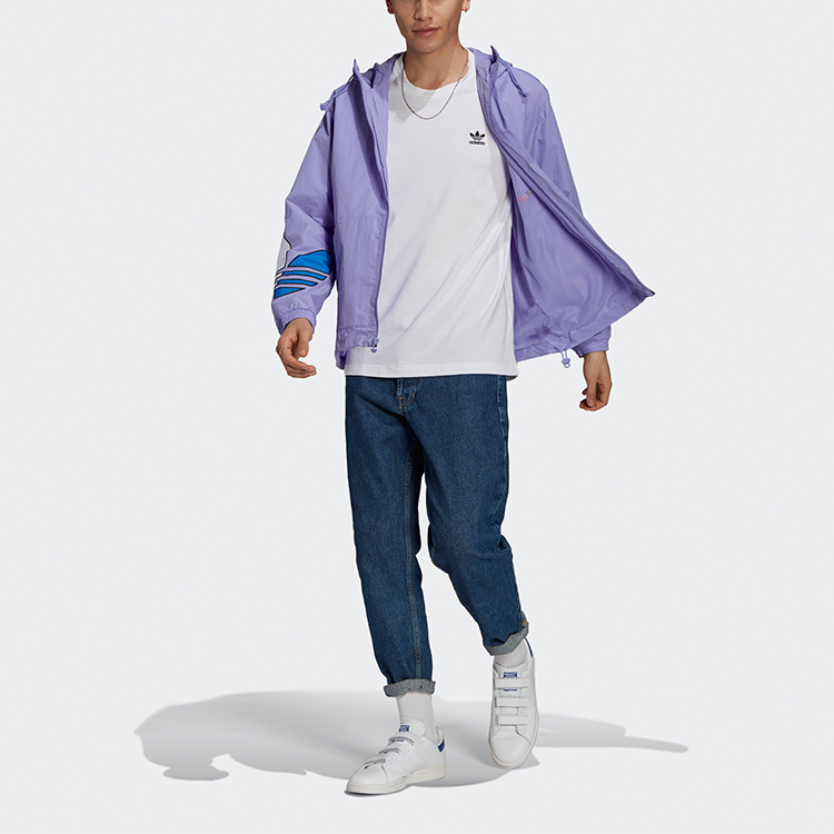 Lookbook アディダスオリジナル トリコル ウィンドブレーカー ロゴ フーディー ライトパープル メンズ GN3560