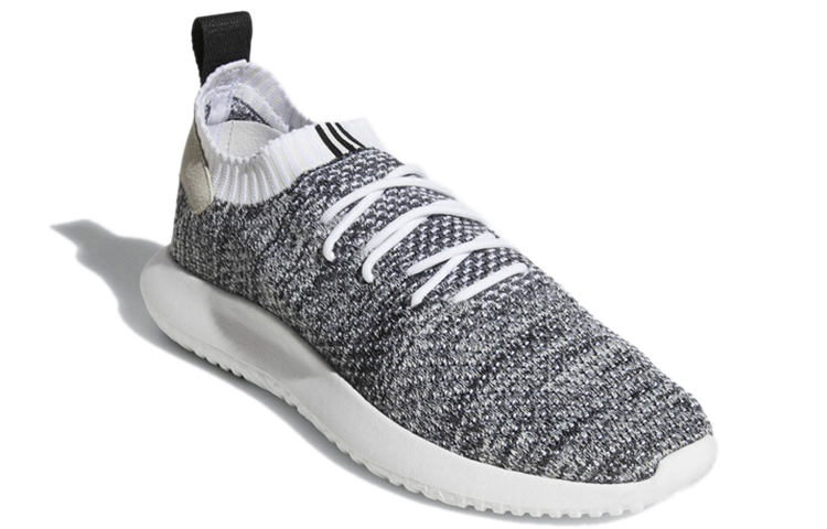 Lookbook adidas Originals Tubular Shadow PK Hitam/Putih B37722