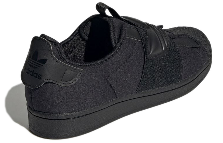 Shop adidas originals Superstar Slip-on 時尚休閒大LOGO 低筒 板鞋 男女同款 黑