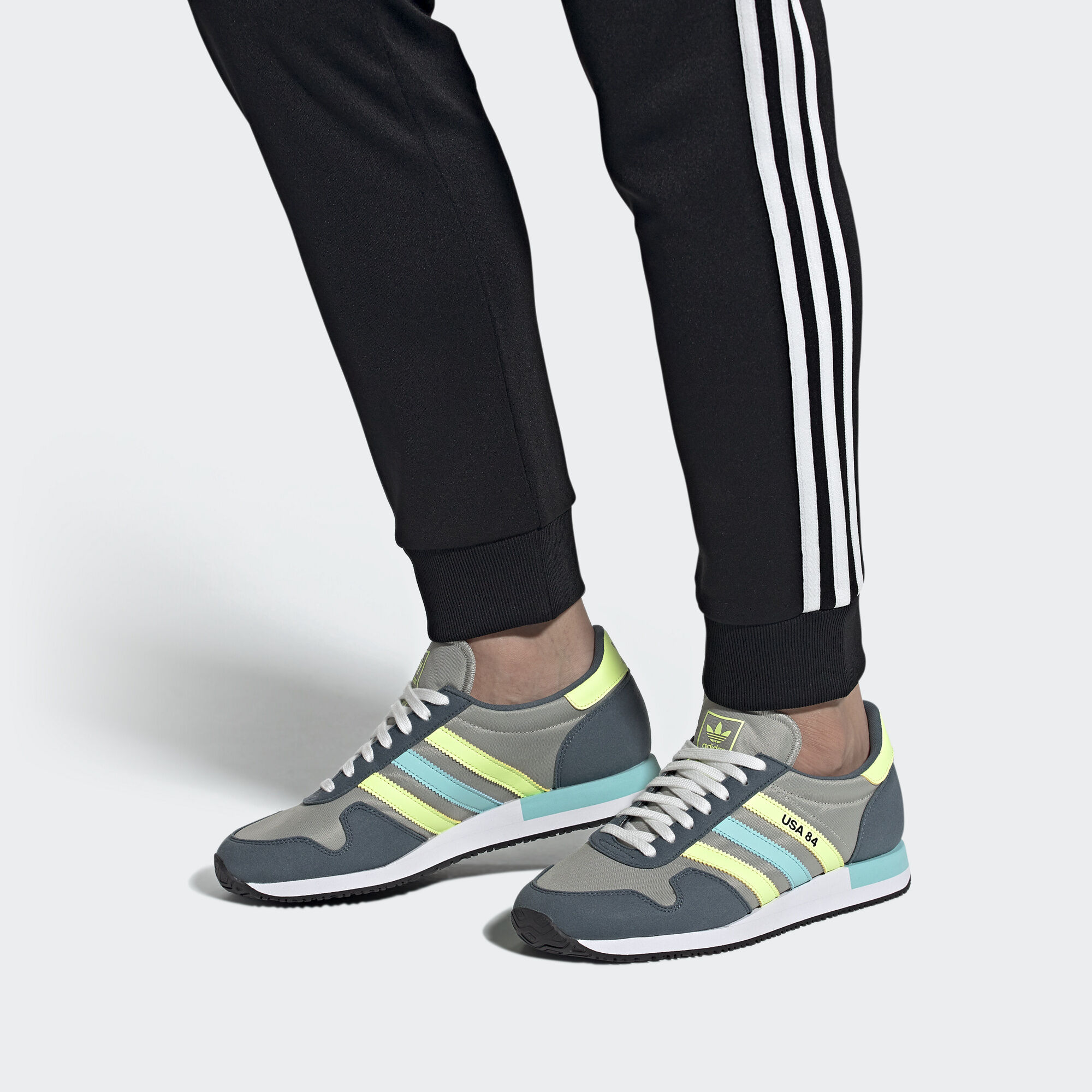 Sizing adidas Originals USA 84 ''Grijs Geel Groen'' FX9326