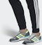 Sizing adidas Originals USA 84 'Kelabu Kuning Hijau' FX9326