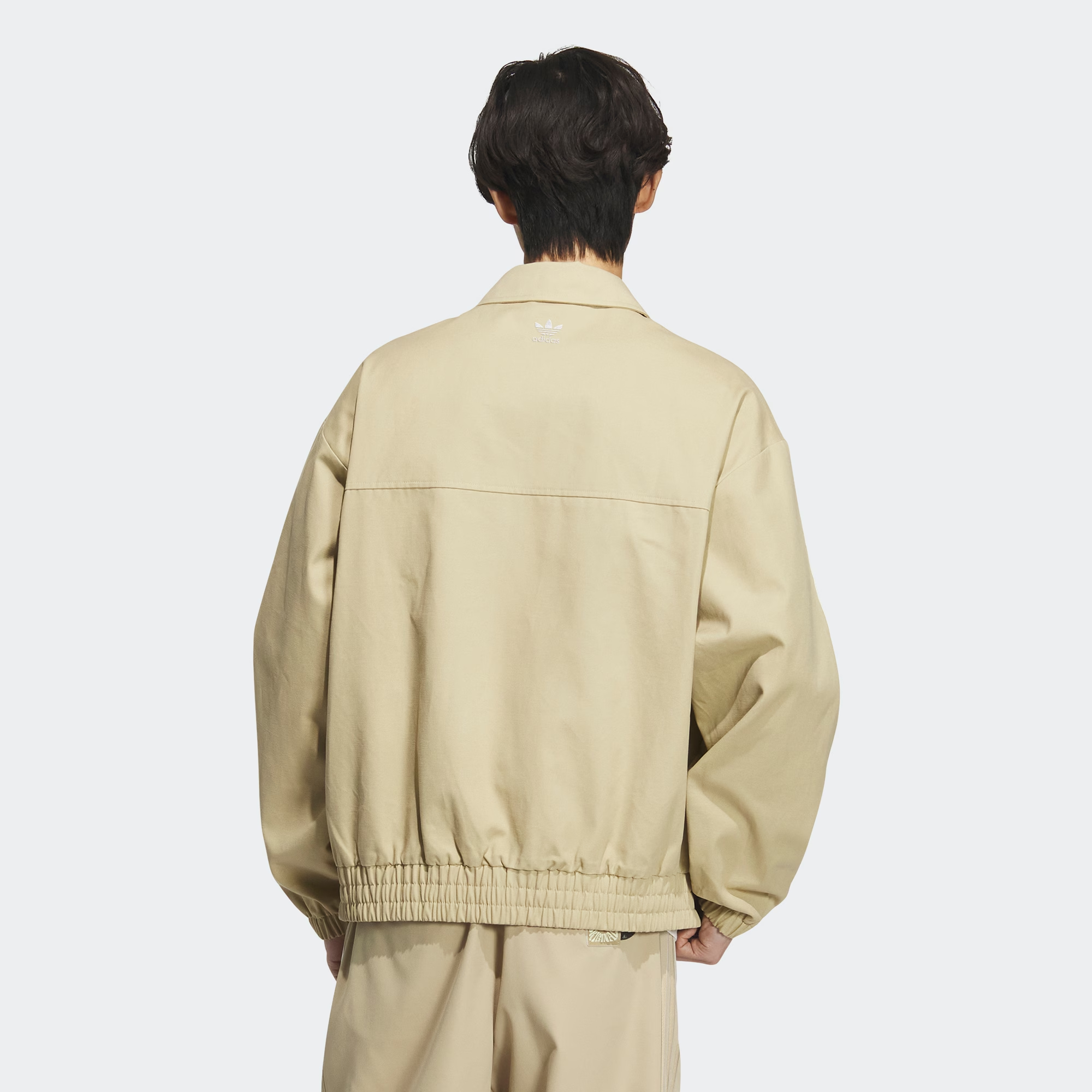 adidas Originals V-DAY Valentine’s Three-Stripe Loose Fit Jacket Beige Unisex JE3490 圖 4