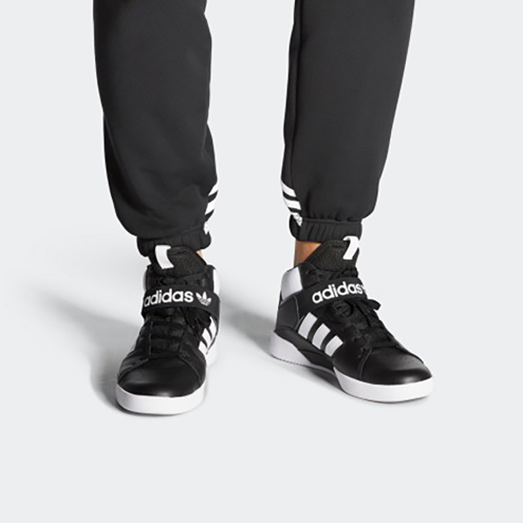 Details for adidas Originals VRX MID ''Zwart'' FW3029