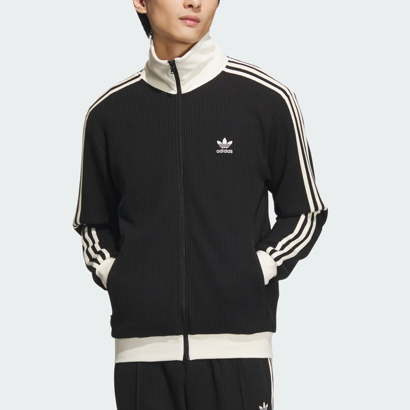 Lookbook 阿迪达斯三叶草复古条纹华夫针织夹克男女款黑色 JW0110