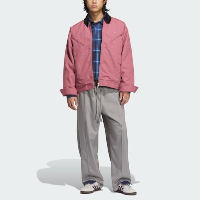 アディダス オリジナルス ユニセックス ワークウェア ジップアップ ジャケット 赤/金 JW9582 Shop アディダス オリジナルス ユニセックス ワークウェア ジップアップ ジャケット 赤/金 JW9582