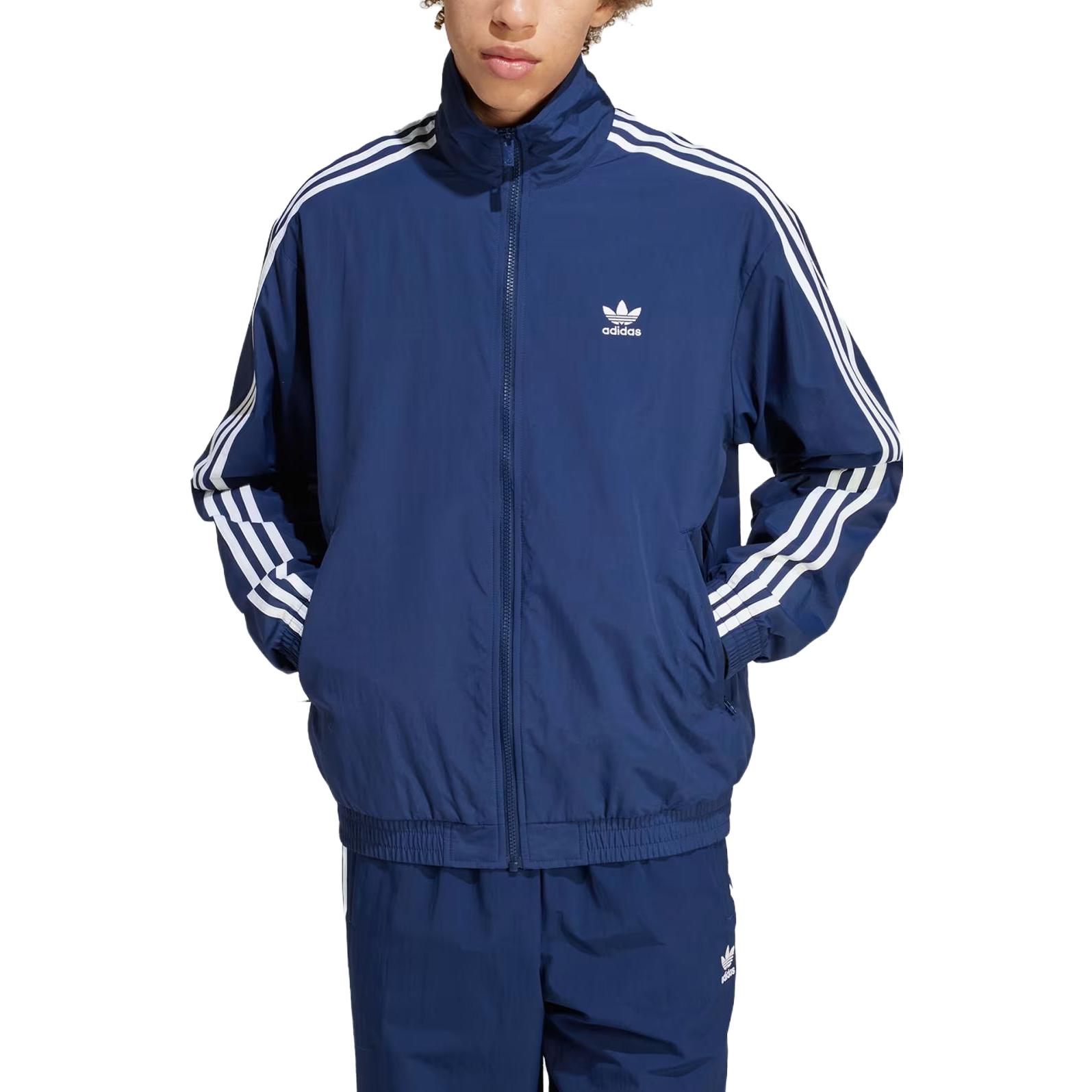 Lookbook 아디다스 오리지널 파이어버드 아디컬러 네이비 트랙탑 집업 자켓. IT2492
