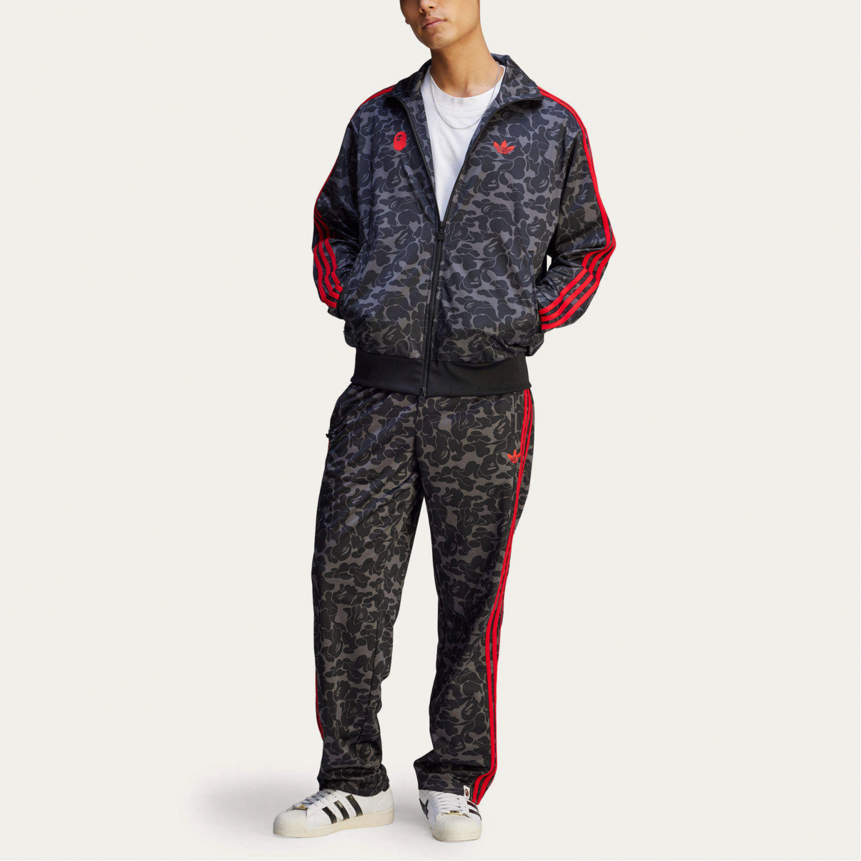 adidas Originals A BATHING APE SS25 Red Black Unisex Stylish Track Jacket. JN7117 圖 4