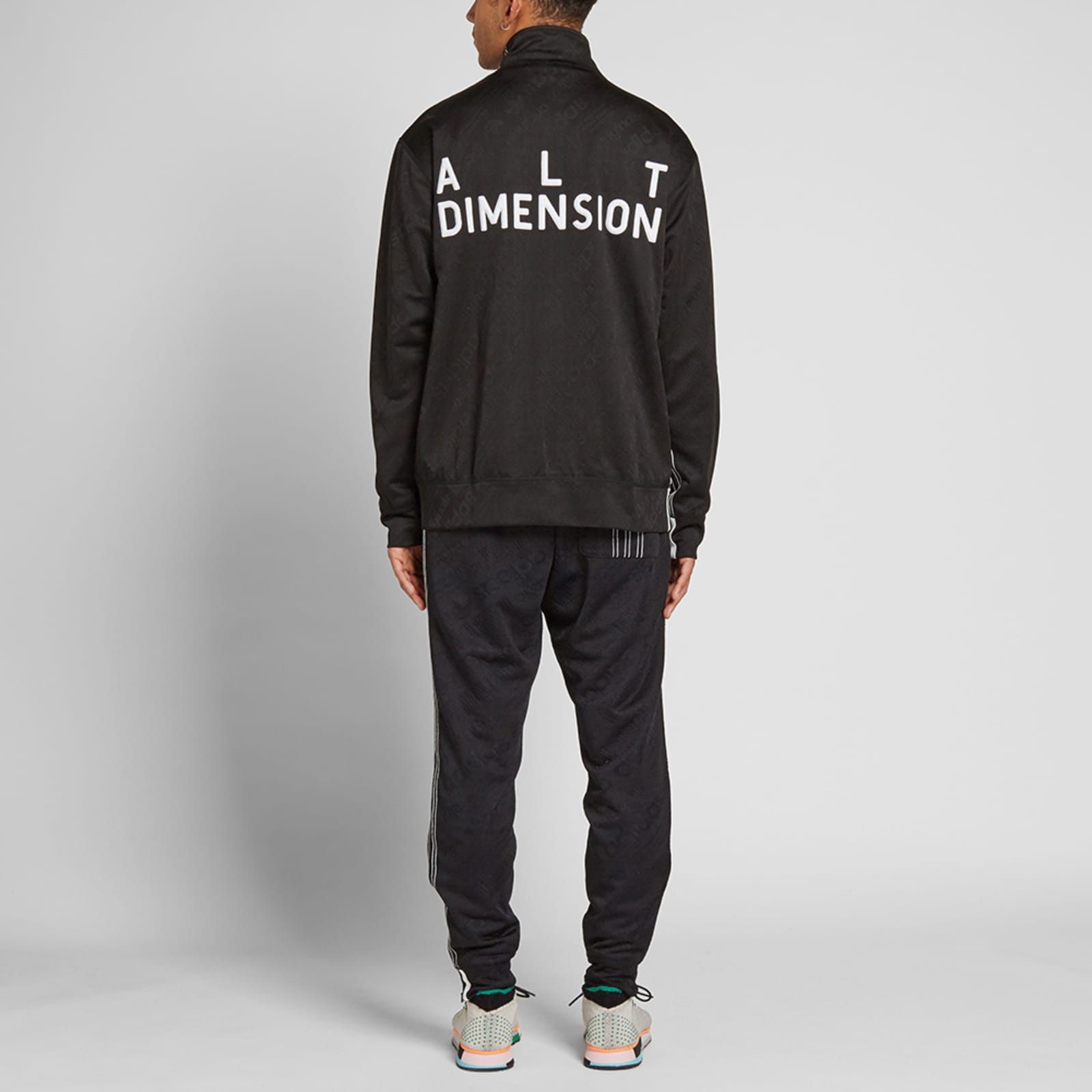 adidas Originals Alexander Wang Retro Track Jacket Black Unisex CV5259 圖 4