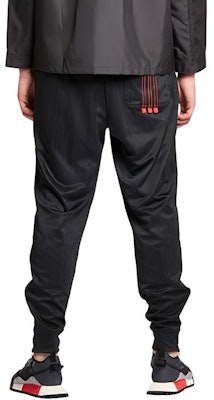 アディダス オリジナルス x アレキサンダー ワン ストライプ ジョガーパンツ ブラック ユニセックス DP1056 Shop アディダス オリジナルス x アレキサンダー ワン ストライプ ジョガーパンツ ブラック ユニセックス DP1056