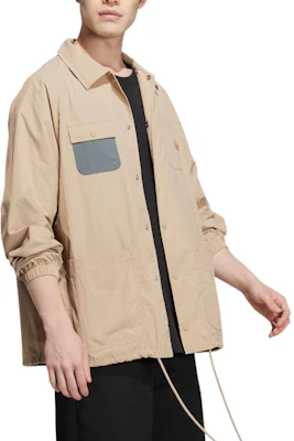 阿迪达斯 Originals x CHARR 男士多口袋户外夹克 卡其色可调节下摆 HR3462 Purchase 阿迪达斯 Originals x CHARR 男士多口袋户外夹克 卡其色可调节下摆 HR3462