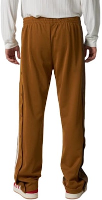 adidas Originals x CLOT ADIBREAK FW24 Seluar Track Lelaki Coklat Berjalur. IY6525 Purchase adidas Originals x CLOT ADIBREAK FW24 Seluar Track Lelaki Coklat Berjalur. IY6525