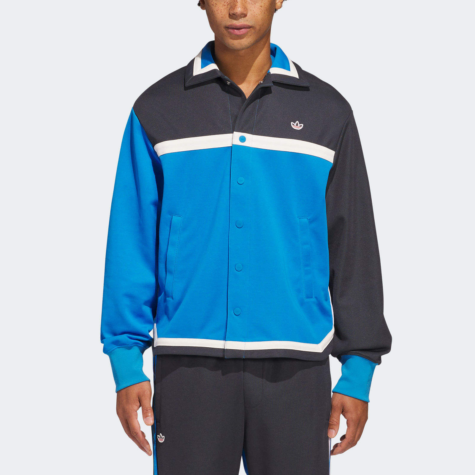 Lookbook adidas Originals x CLOT Edison Chen FW24 Jaket Stylish Biru Pria Colorblock IY8665