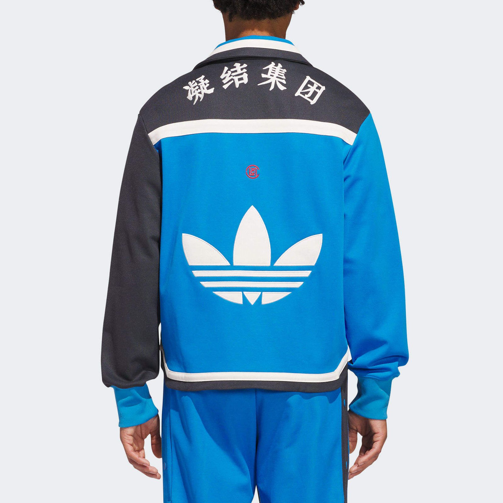 Shop adidas Originals x CLOT Edison Chen FW24 Jaket Stylish Biru Pria Colorblock IY8665