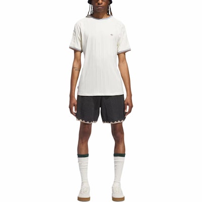 adidas Originals x CLOT クロシェショーツ カーボンブラック 男女兼用 by エディソン・チェン JP1600 Shop adidas Originals x CLOT クロシェショーツ カーボンブラック 男女兼用 by エディソン・チェン JP1600