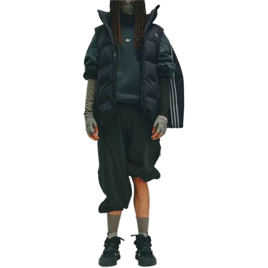 Lookbook adidas Originals x HAMCUS FW23 Jaket Zip-Up Hitam Berhud Unisex. IY5049