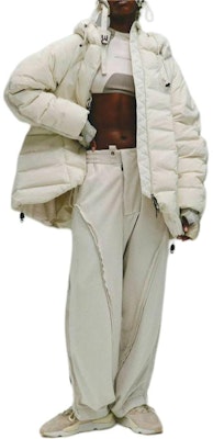 阿迪达斯Originals x HAMCUS FW23男女款白色绗缝标志连帽羽绒外套. IU4837 Lookbook 阿迪达斯Originals x HAMCUS FW23男女款白色绗缝标志连帽羽绒外套. IU4837