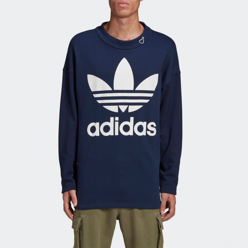 Shop adidas Originals x HUMAN MADE 大Logo男款海軍藍圓領長袖運動衫 GM4632