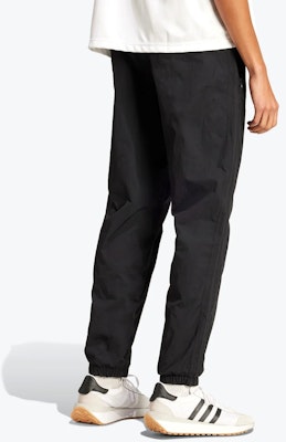 adidas Originals x JJJJound SS24 黑色針織慢跑褲 休閒時尚剪裁 IV8087 Shop adidas Originals x JJJJound SS24 黑色針織慢跑褲 休閒時尚剪裁 IV8087