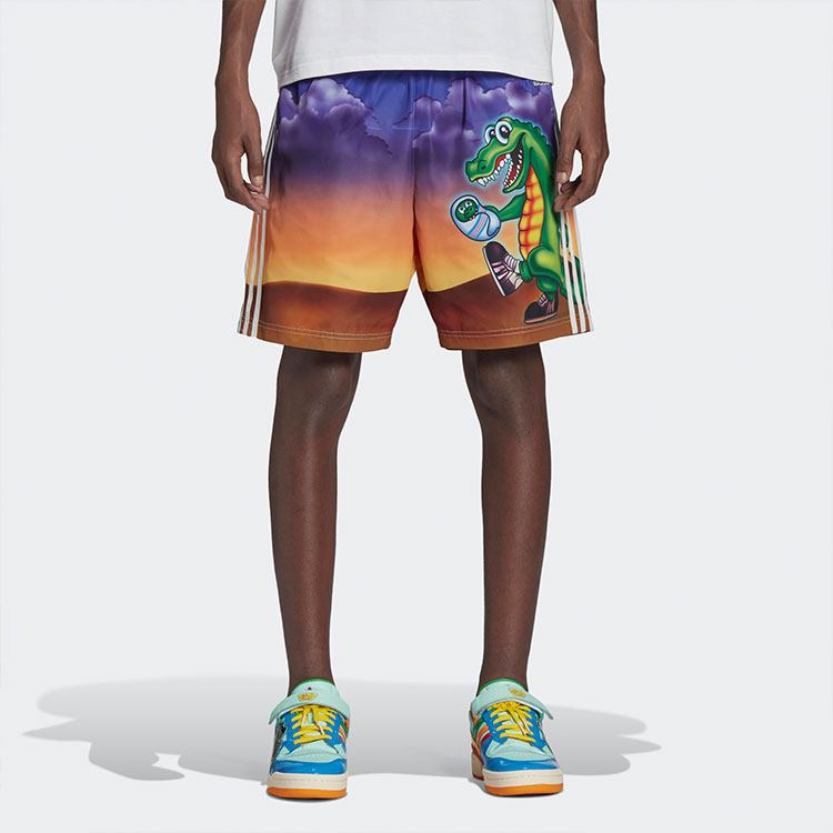 Purchase 阿迪达斯Originals x Kerwin Frost卡通印花多色短裤. H66312