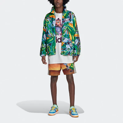 阿迪达斯Originals x Kerwin Frost绿色卡通印花仿皮草夹克男款 H66306 Shop 阿迪达斯Originals x Kerwin Frost绿色卡通印花仿皮草夹克男款 H66306