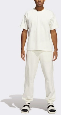 adidas Originals x Pharrell Williams 白色運動休閒褲 男女寬鬆版型. HF9919 Sizing adidas Originals x Pharrell Williams 白色運動休閒褲 男女寬鬆版型. HF9919