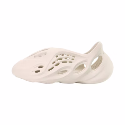 adidas Originals Yeezy Foam RNNR 'Sand'