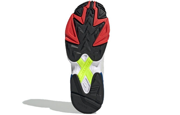 Shop 阿迪达斯三叶草 Yung-1 黑红白色低帮休闲老爹鞋 EH0868