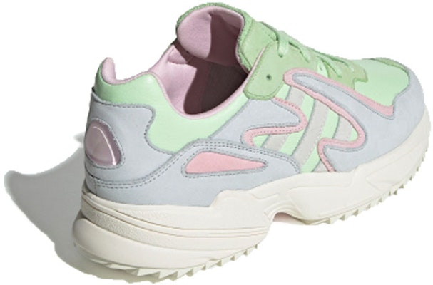 阿迪达斯三叶草 YUNG-96 Chasm 鞋 蓝/绿/粉 EE8008 Lookbook 阿迪达斯三叶草 YUNG-96 Chasm 鞋 蓝/绿/粉 EE8008