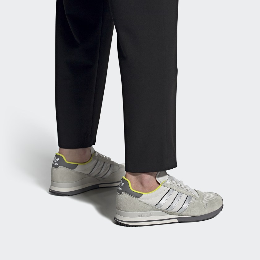 Sizing adidas Originals ZX 500 Grigio FW2809