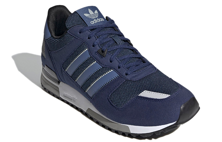 Lookbook adidas Originals ZX 700 ''Blau Weiß'' FX6968