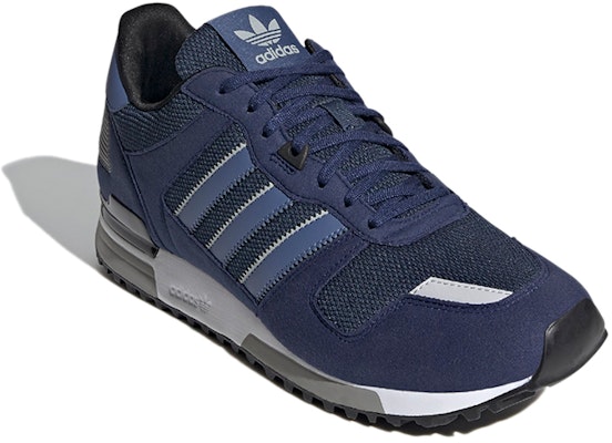 아디다스 오리지널 ZX 700 블루화이트 FX6968 Lookbook 아디다스 오리지널 ZX 700 블루화이트 FX6968