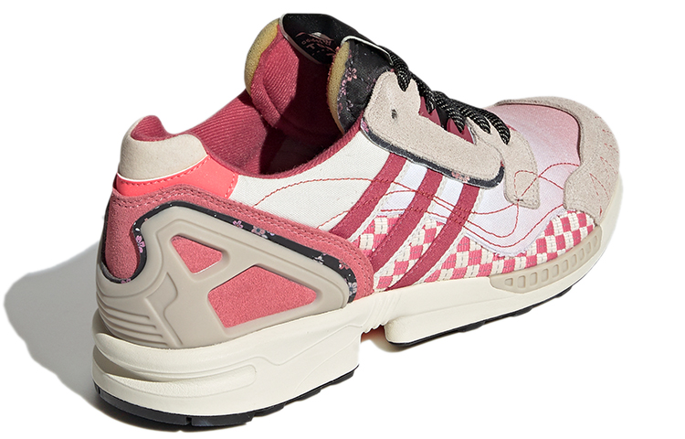 Shop アディダス ZX 8000 グレー/レッド GV7493