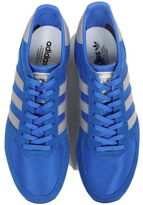 阿迪达斯 Originals ZX 跑鞋 '蓝鸟' S79204 Lookbook 阿迪达斯 Originals ZX 跑鞋 '蓝鸟' S79204