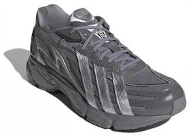 アディダス Orketro 2.0 「マットシルバー」 IF2880 Lookbook アディダス Orketro 2.0 「マットシルバー」 IF2880