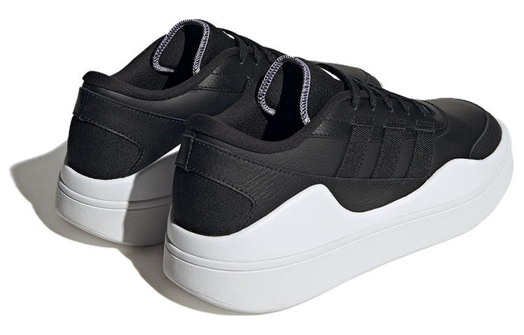 Shop 아디다스 오세이드 슈즈 '블랙 화이트' IG7318