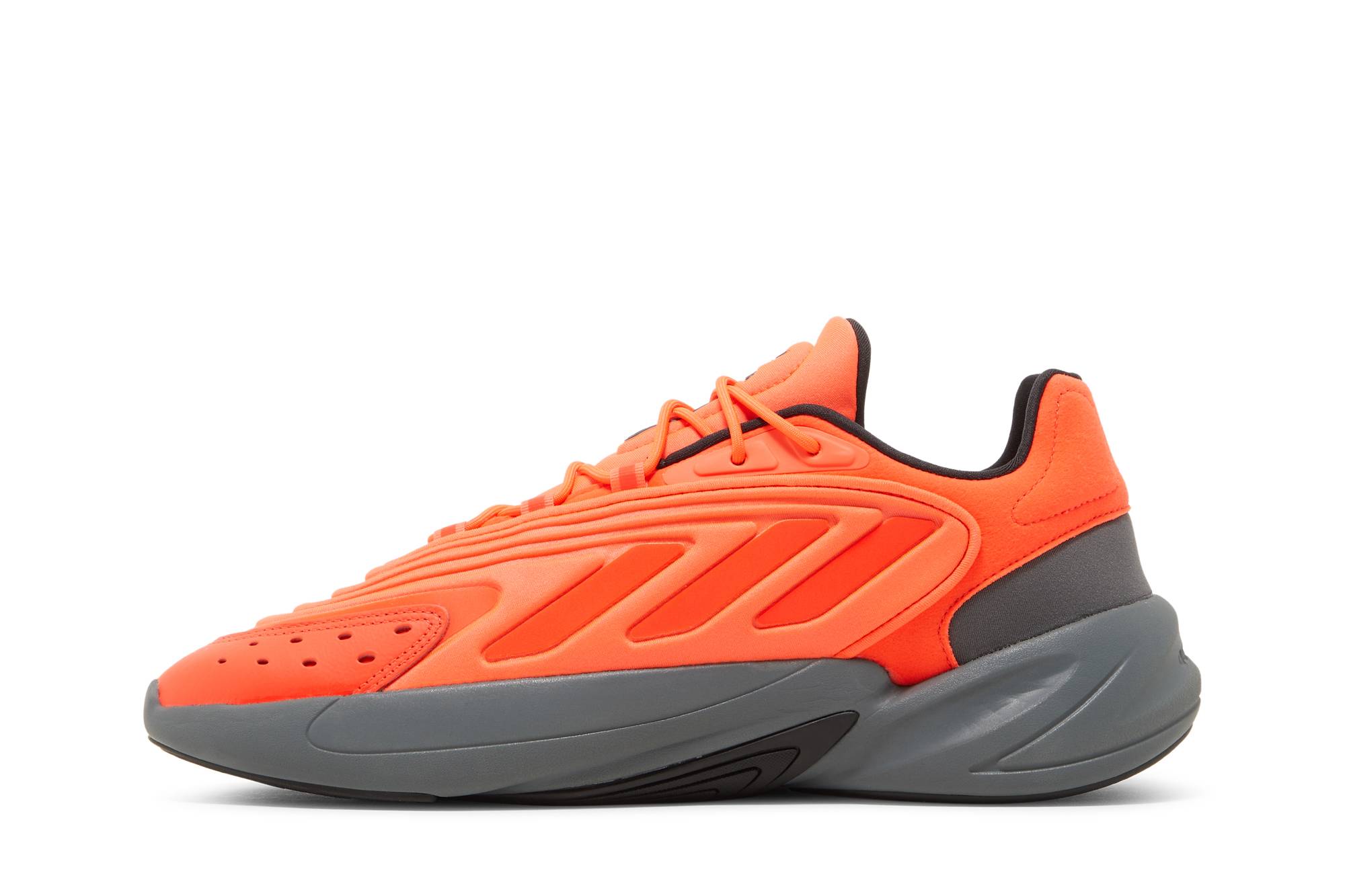 Lookbook 阿迪达斯 Ozelia '太阳红灰' GX4500