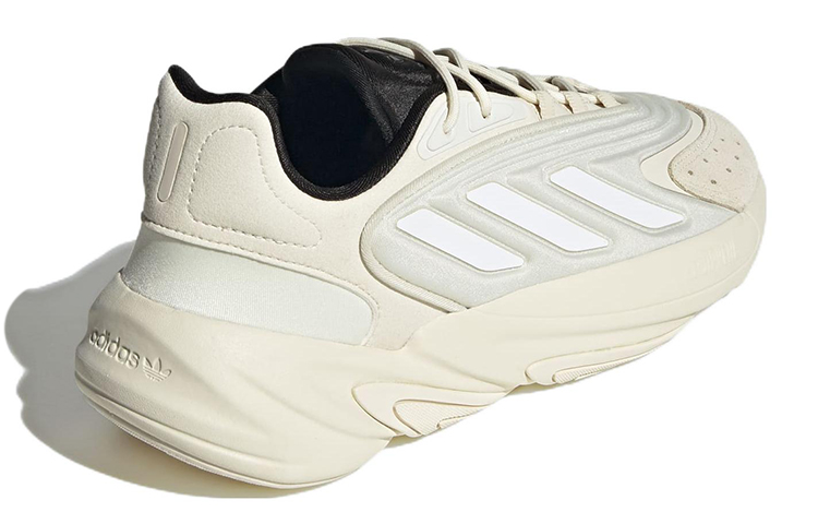 Shop 阿迪达斯 Ozelia 奶油白 云白 GX2199