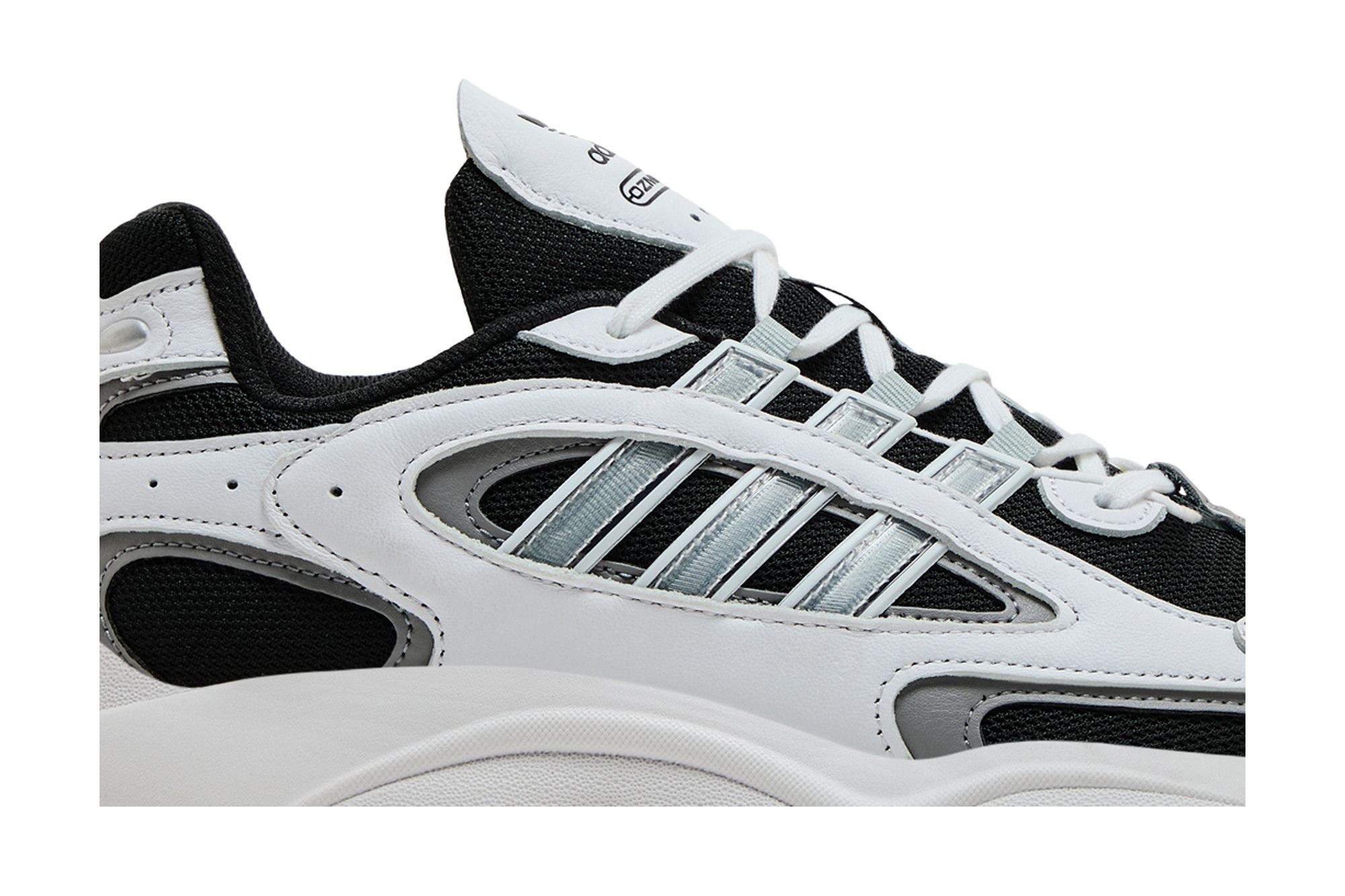 Order adidas Ozmillen 'Putih Perak Metallic' ID5704