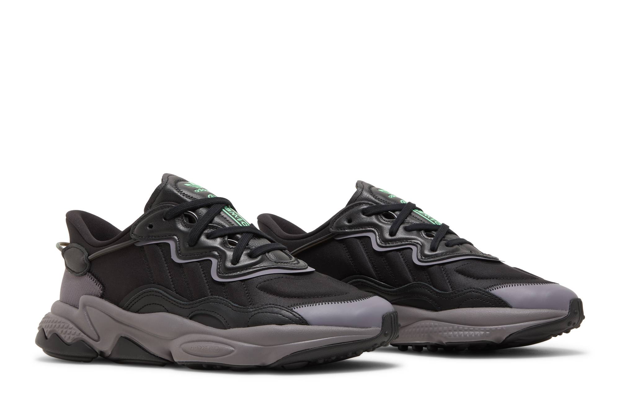 adidas Ozweego 'Black Charcoal Screaming Green' 圖 8