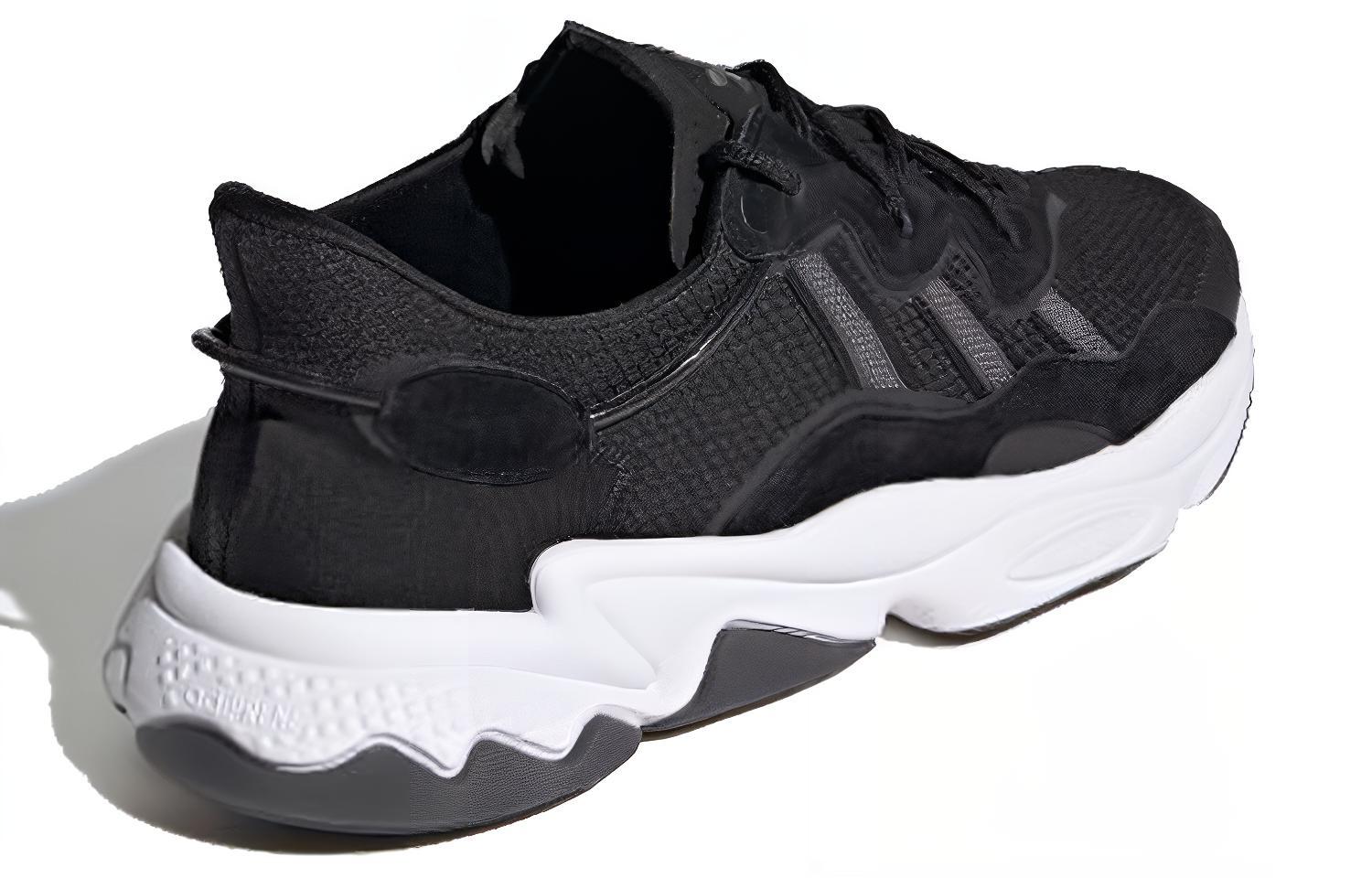 Lookbook adidas Ozweego 'Negro Gris' FV6574