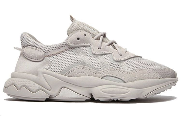 Lookbook adidas Ozweego ''Chalk Pearl'' Sneakers FY2023