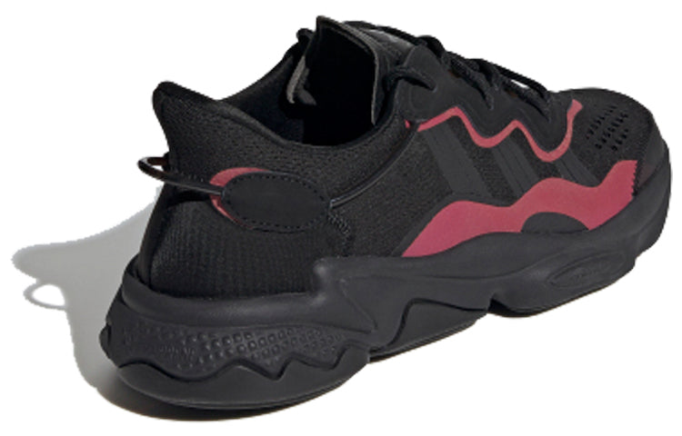 Lookbook adidas Ozweego 'Hitam Inti Putih Awan' EF4285