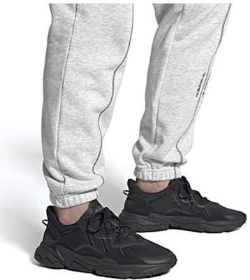 adidas Ozweego 'Core Black Ripstop' Hitam FV9665 Sizing adidas Ozweego 'Core Black Ripstop' Hitam FV9665