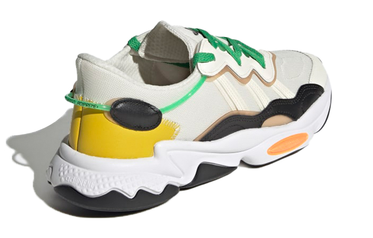 Shop アディダス オズウィーゴ "クリーム白× screaming orange" FX6059